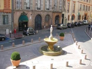 Logis de Sainte-Scarbes Apartment in Toulouse