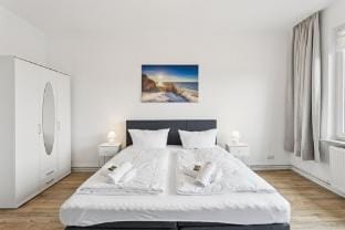 Up to 6 people directly at the park Apartment in Wilhelmshaven