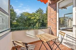 Up to 6 people directly at the park Apartment in Wilhelmshaven
