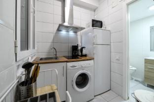 Precioso Apto en Madrid Centro, 4 pax, wifi y AC Apartment in Centro