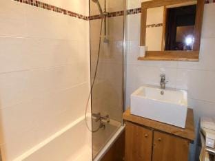 Apartment in France at Ski Slopes Apartment in Les Avanchers-Valmorel