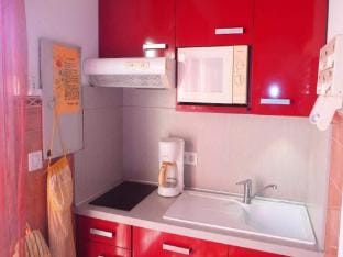 Rooms for 6 People Apartment in Marseillan