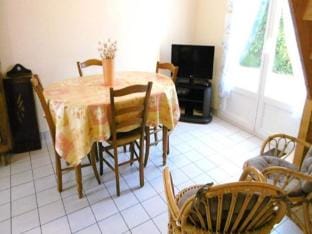 Houses  Villas for 4 People Apartment in Brittany