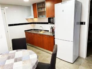Charming 2 Bedroom Apartment in Elx, Spain Apartment in Costa Blanca