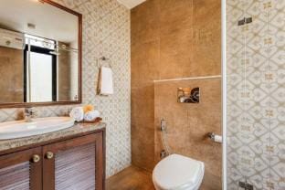 Serene 2BHK with Pool | 5 mins to Candolim Beach Apartment in Candolim