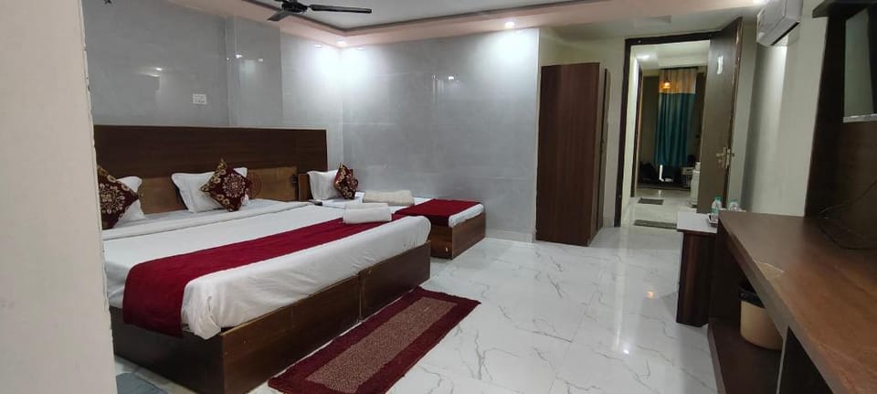 Budget Hotel in Rishikesh near River Hotel in Rishikesh