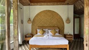 Kalkuma | Jungle & ricefield's view room Vacation rental in Tampaksiring