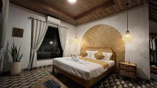 Kalkuma | Jungle & ricefield's view room Vacation rental in Tampaksiring