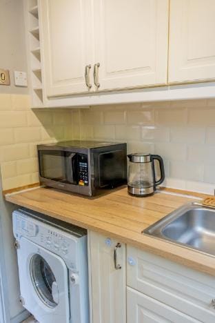 Quiet Family House | Garden & Parking | 4 people Vacation rental in Birmingham