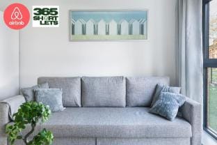 Entire House | Parking | Derby | Holiday Deals Vacation rental in Derby
