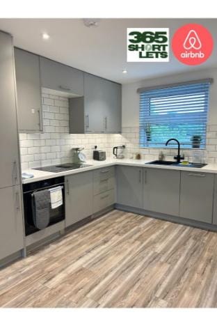 Early Bookings | Monthly | Save Big | Apartment Vacation rental in Welwyn Garden City