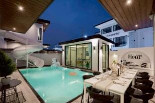 Another Hour Pool Villa Pattaya Vacation rental in Pattaya City