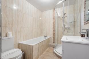 Luxe Dockside Apartment Vacation rental in London Borough of Lewisham