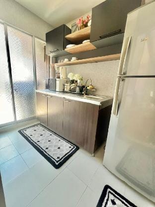 Dcondo creek 79 Modern chic condo Vacation rental in Kathu