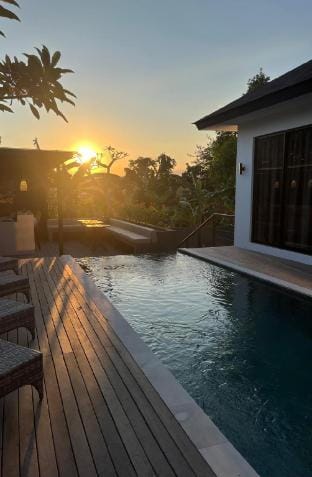 Large modern 5-bedroom villa Flamboyant Vacation rental in Bali