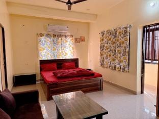 Studio 402 Continental stay Vacation rental in India