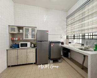 Together B | Spacious Gathering Perling House BBQ Vacation rental in Johor Bahru