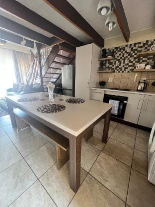 The Loft and free breakfast Vacation rental in Sandton