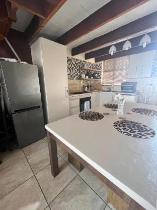 The Loft and free breakfast Vacation rental in Sandton