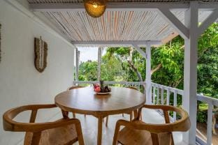 Jungle villa pool, playground, family friendly Vacation rental in Blahbatuh