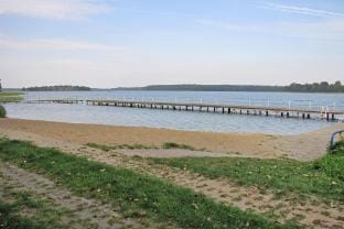 Cottage by Lake Dabrowa with Fishing Vacation rental in Masovian Voivodeship