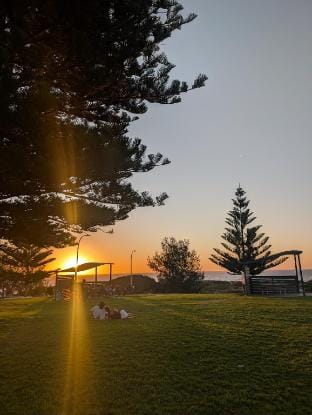 5BR Beachside Home with Pool, Park Access in Ocean Reef Vacation rental in Perth