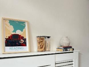 Stylish Caversham Town-House Free Parking & Garden Vacation rental in Reading