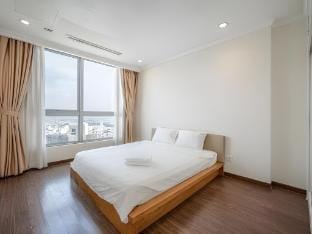 Halcyon Luxury Residence - Landmark 4 Vacation rental in Ho Chi Minh City