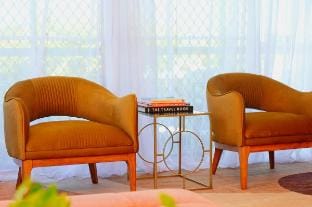 Pet Friendly Sleeps 8 Bowen Holiday House Vacation rental in Bowen