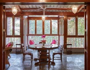 Stay Leisurely The Colonial Cottage , Lonavala Vacation rental in Lonavla