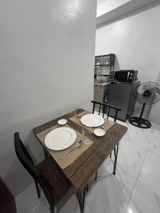 City Views & Cozy Vibe at Guadalupe w/ Fast WIFI Vacation rental in Cebu City
