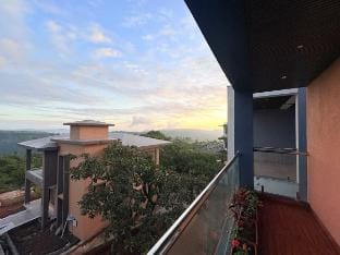 Sky Retreat Vacation rental in Maharashtra