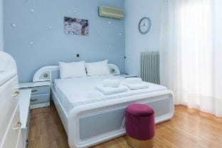 Classical 2 Bd Beauty Apt in Peaceful Chalandri Vacation rental in Chalandri