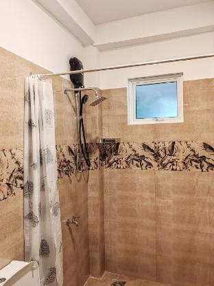 Antonio Transit 
Superior Budget Room Vacation rental in Negombo