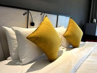#184 KL City King Suites @ KL TOWER Infinity Pool Vacation rental in Federal Territory of Kuala Lumpur