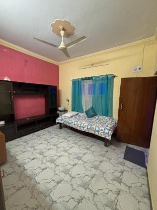 RIDDHI  KRRISH HOME STAY (Double bedroom) Vacation rental in Mysuru