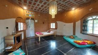 Aalamaram Farm, Where life blooms gracefully.  Farm Stay in Tamil Nadu
