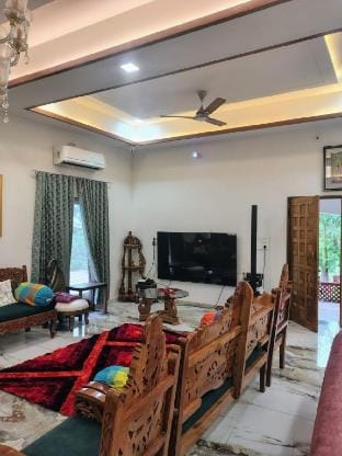 IPS farm Farm Stay in Gandhinagar