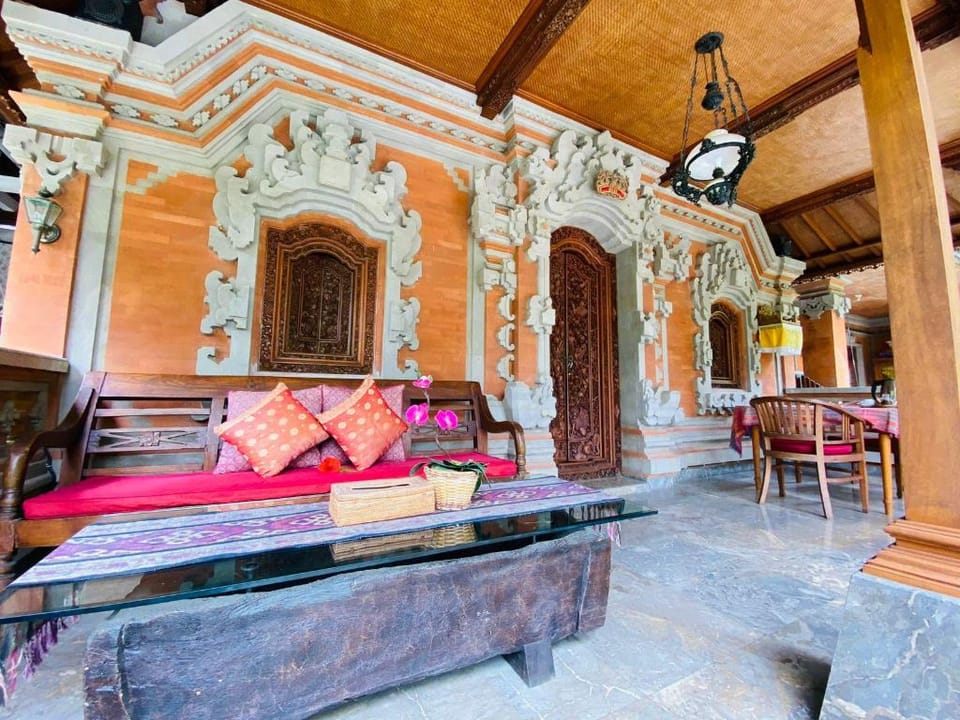 Aura Bisma Guesthouse Hotel in Ubud