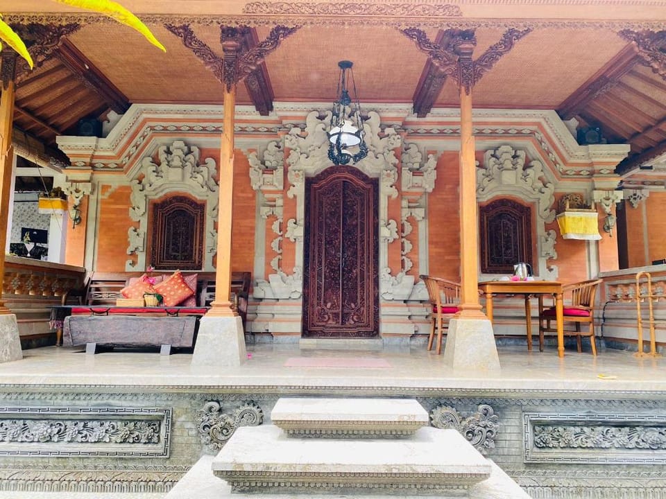 Aura Bisma Guesthouse Hotel in Ubud