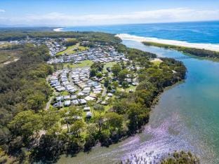 Valla Beach Holiday Park Campground/ 
RV Resort in Nambucca Heads