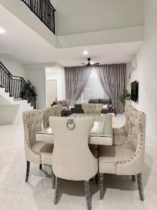 ReeFa Roomstay | Shared Home Near KTM Batu Gajah Vacation rental in Perak Tengah District