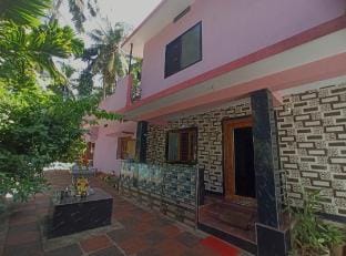 MAHASATHI HOMESTAY MURDESHWAR  Vacation rental in Karnataka