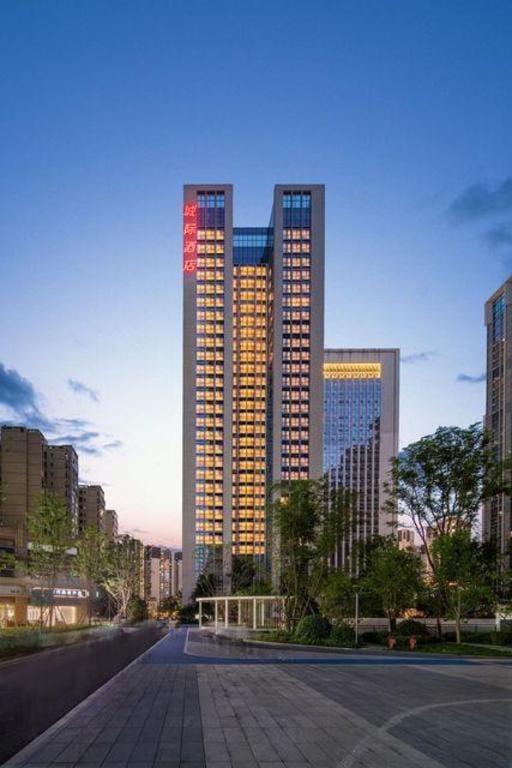 Intercity Hotel Chengdu Tianfu New District Erjiangsi Subway Station Hotel in Chengdu
