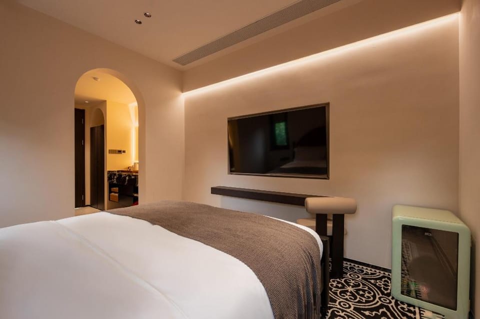 Floral Lux Hotel·Xuan Jing Ge Family Vacation Hotel Hotel in Zhejiang