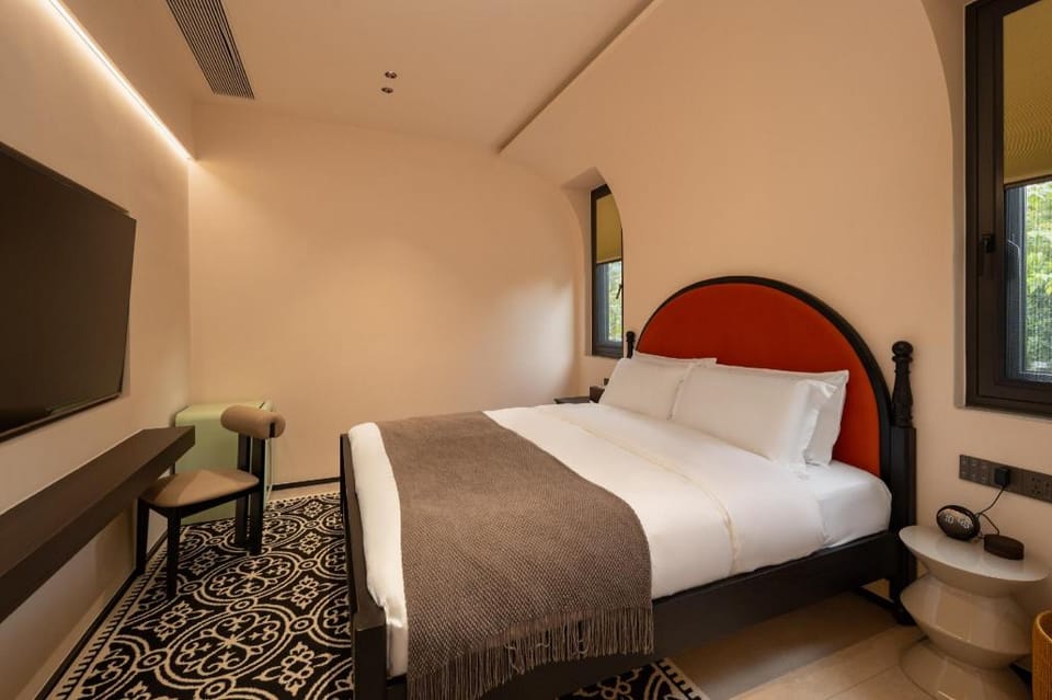 Floral Lux Hotel·Xuan Jing Ge Family Vacation Hotel Hotel in Zhejiang