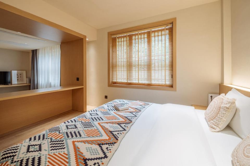 Floral Hotel  · Pan'an chujianshanshe hotel Hotel in Zhejiang