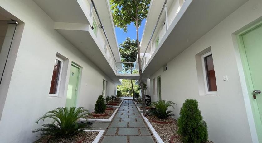 Sunshine Hospitality Hotel in Puducherry
