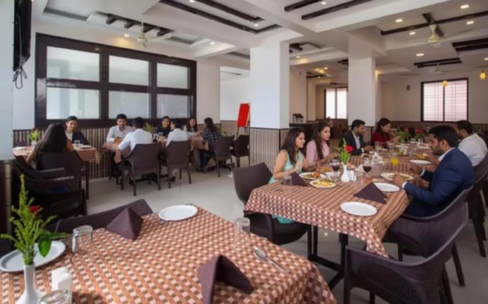 FabHotel Chetan Executive Hotel in Pune