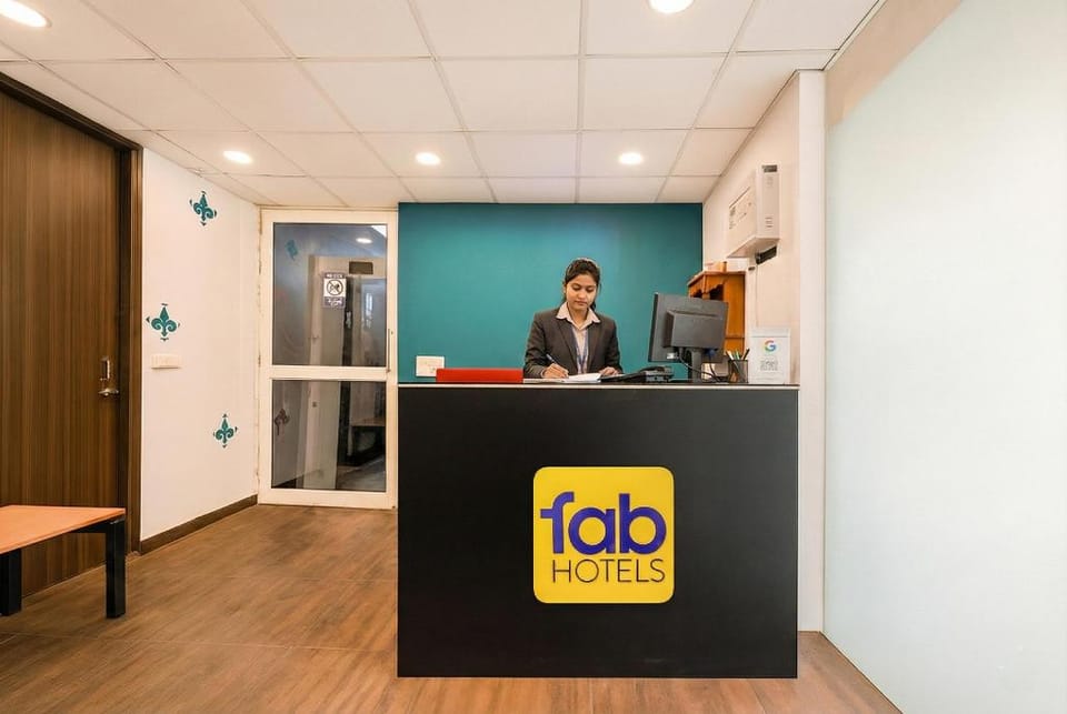 Via Saket Residency Hotel in New Delhi